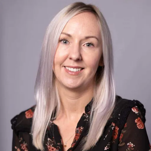 Miss Jenny Edwards - Professional therapist profile photo